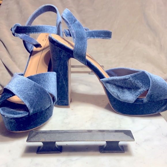 Velvet peep toe - Picture 2 of 2